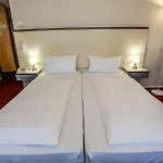 كوم إن كورفورستندام
