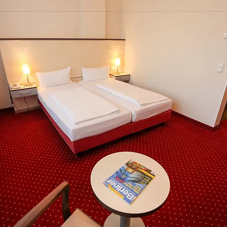Kurfürstendamm Hotel 3*