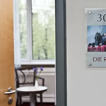 Hotel Kurfuerstendamm 3*